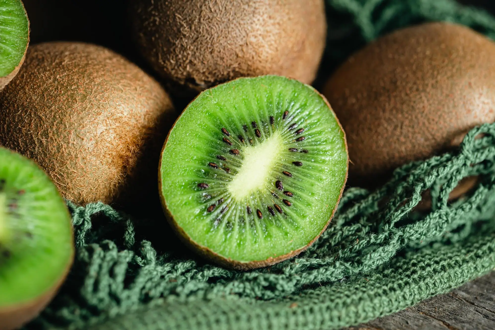 Kiwi coltivazione e raccolta